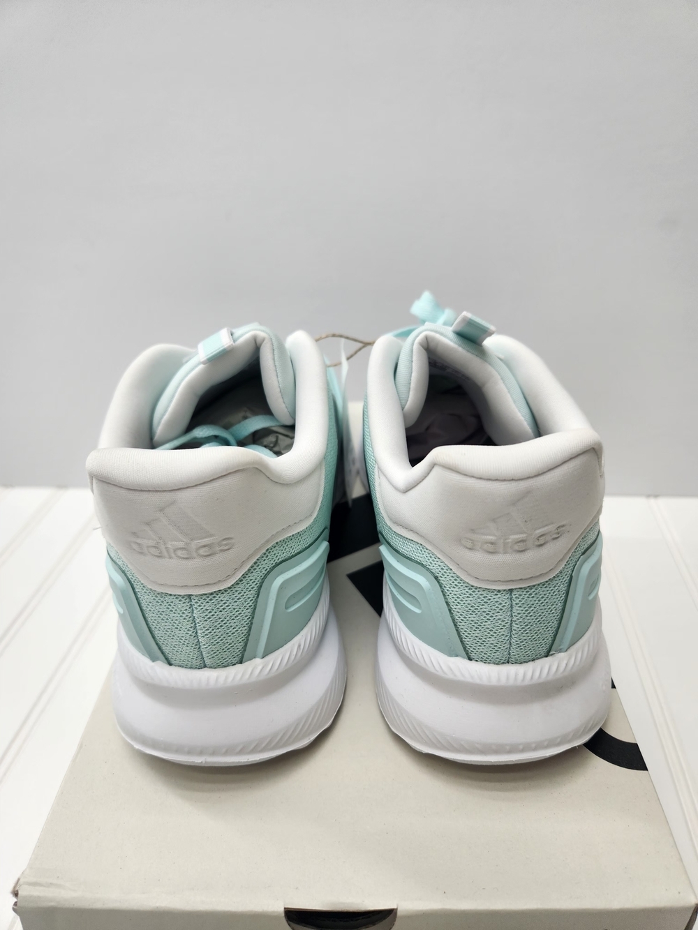 NWT Adidas Big Kid's Cloudfoam Running Shoes in Mint Green Size 6.5 - Picture 3 of 9